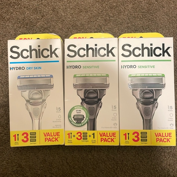 Schick Hydro Razors - Picture 1 of 2